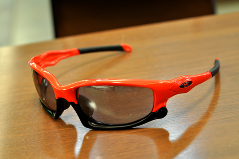 OAKLEY（オークリー）のサングラス、メガネならD-Eye nakahara megane