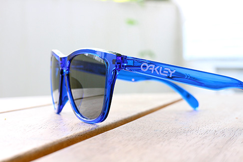 夏の定番サングラス！ OAKLEY（オークリー） Frogskins（フロッグ