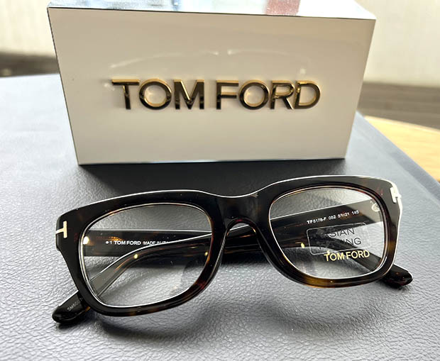 TOM FORD TF522-F 51□21 145 試着のみ - www.kochgarvis.com