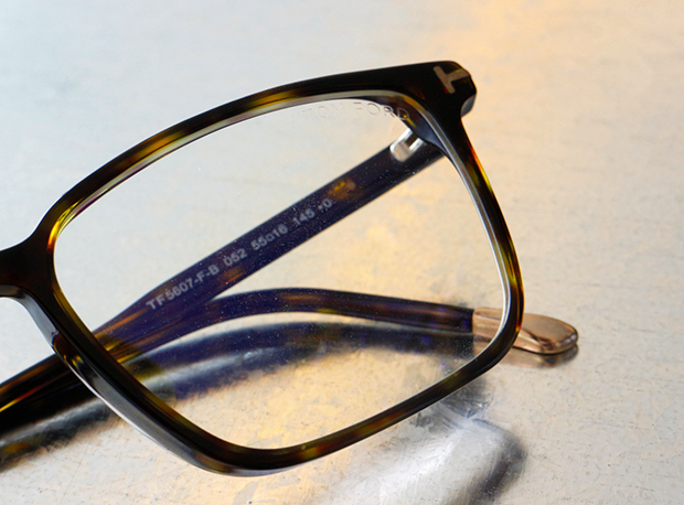 11,200円TOMFORD トムフォード 5209 メガネ 黒縁 フレーム 眼鏡
